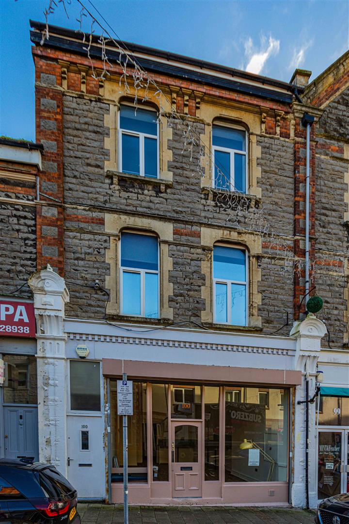 High Street, Barry — photograph 9